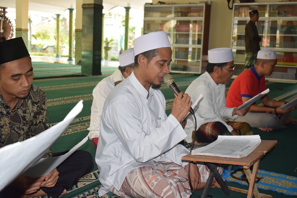 Kegiatan Rutin Sehari Hari di Masjid Lapas Kelas I Malang
