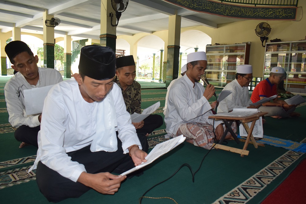 Kegiatan Rutin Sehari Hari di Masjid Lapas Kelas I Malang