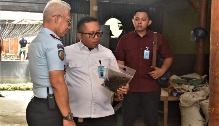 Pusbangtin di Lapas Kelas I Malang Lakukan Peninjauan Lapangan 1 2