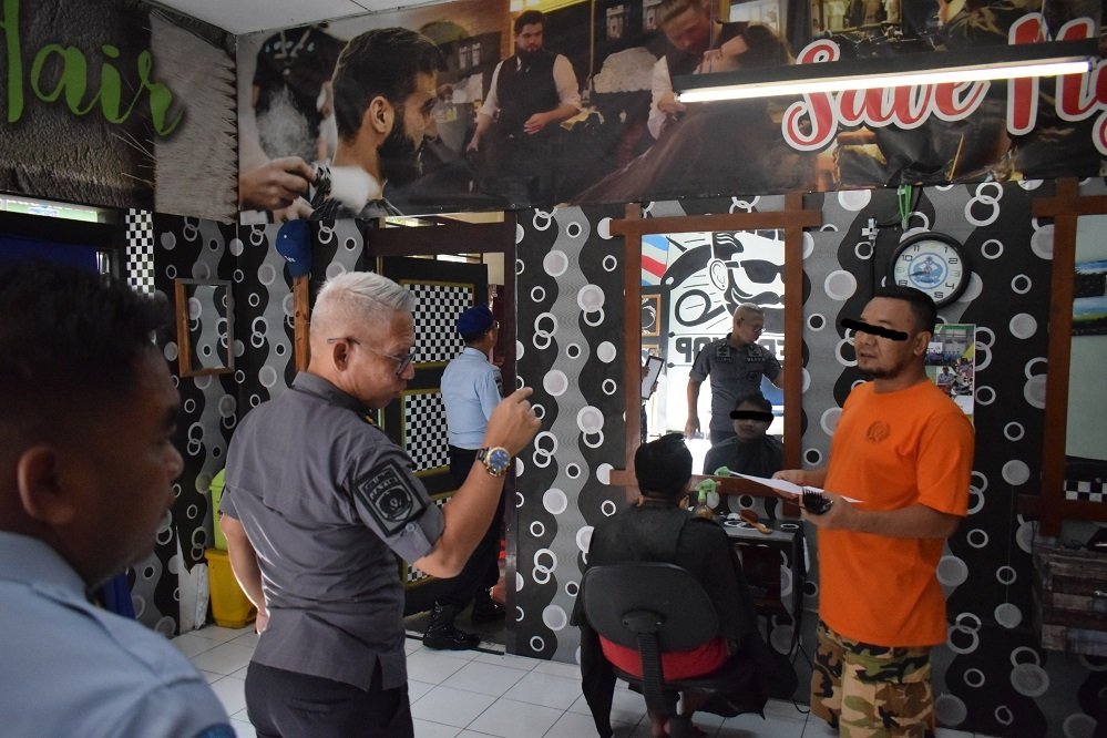 Kalapas Lapas Kelas I Malang Beri Pengarahan dan Cek Inventarisir Bimker