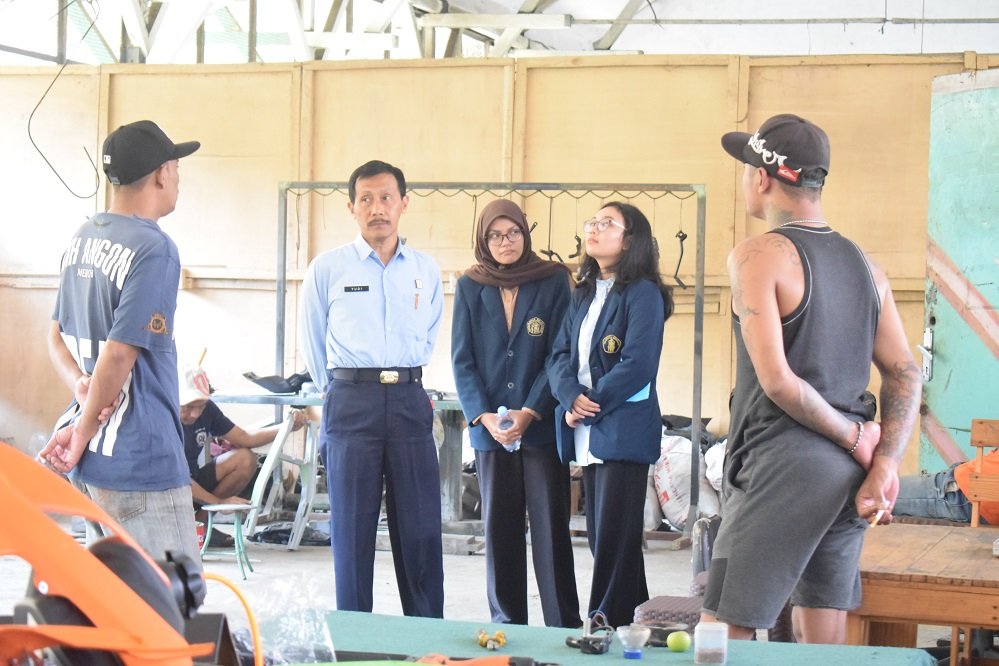 Mahasiswa UB Bantu Bapas Ambil Data Litmas WBP Lapas Kelas I Malang