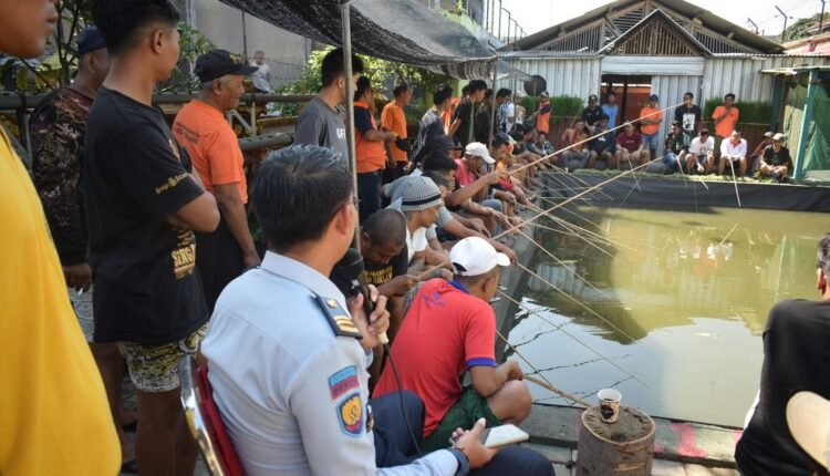 Keseruan Lomba Mancing Lele di Bimker Lapas Kelas I Malang Meriahkan HDKD dan HUT RI