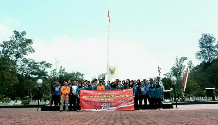 Sambut HUT RI dan HDKD, Lapas Kelas I Malang Bersih-Bersih TMP Kota Malang