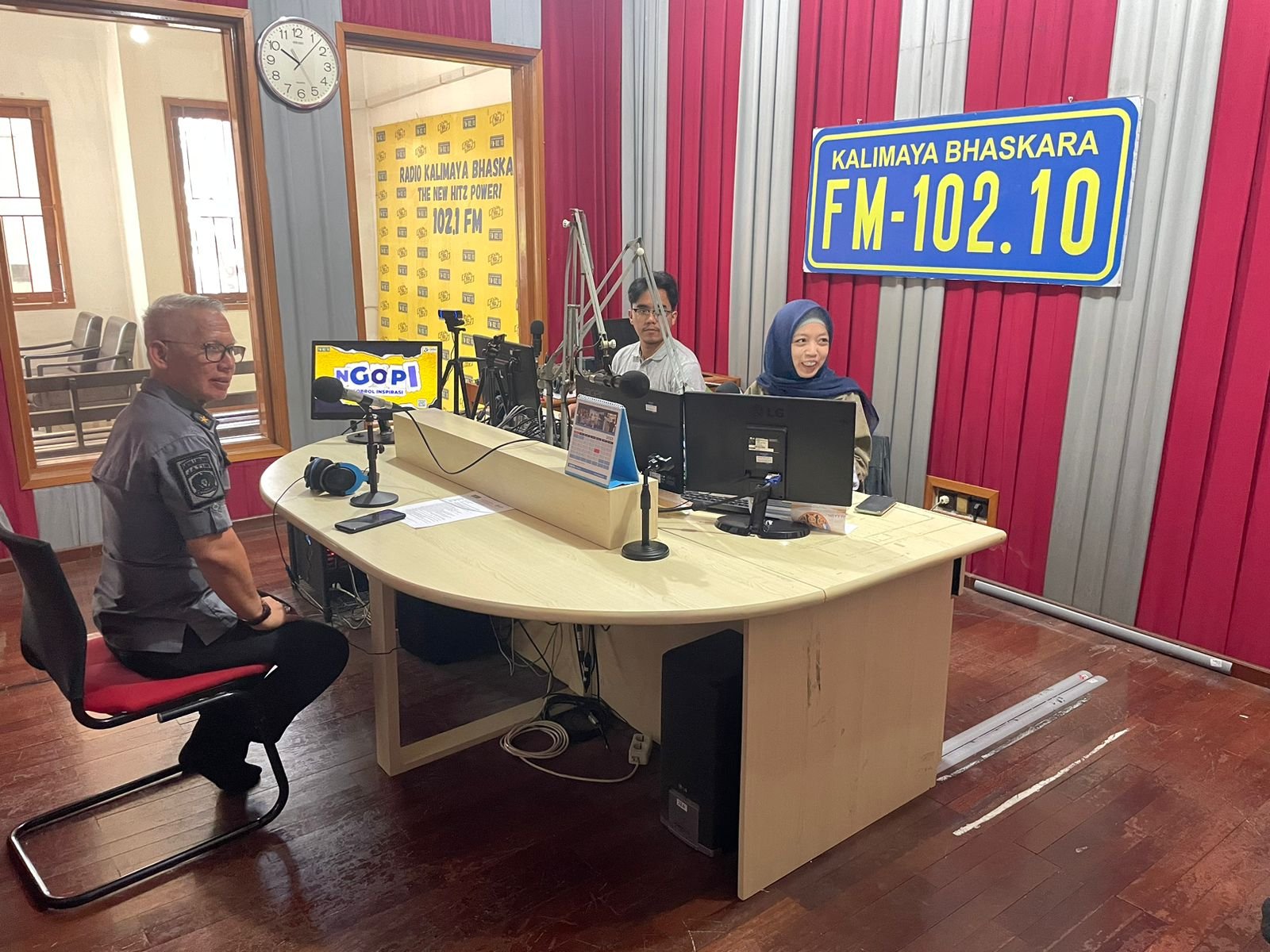 Kalapas Kelas I Malang Ngopi di Kalimaya Bhaskara FM